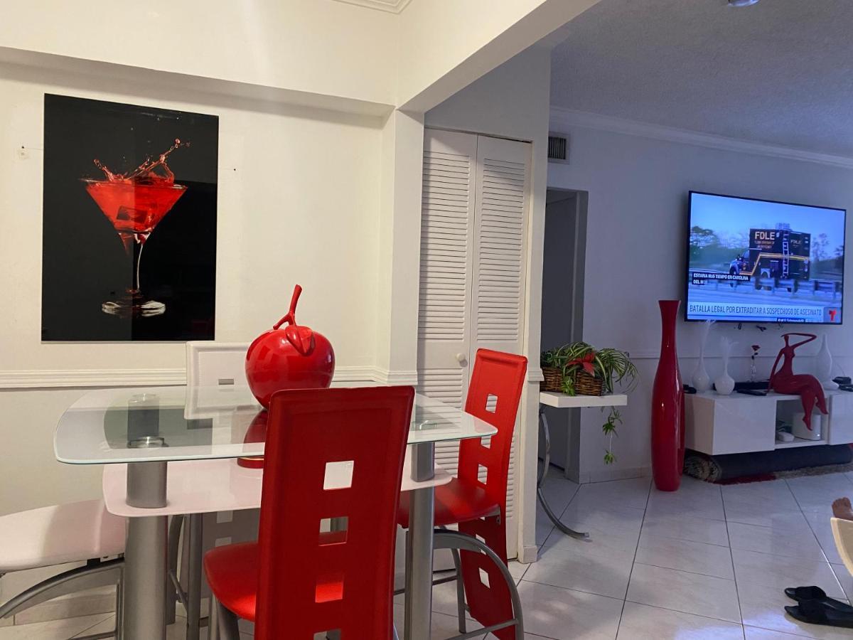 Beautiful House 7 Min From Miami Airport W Free Parking Apartment Exterior photo