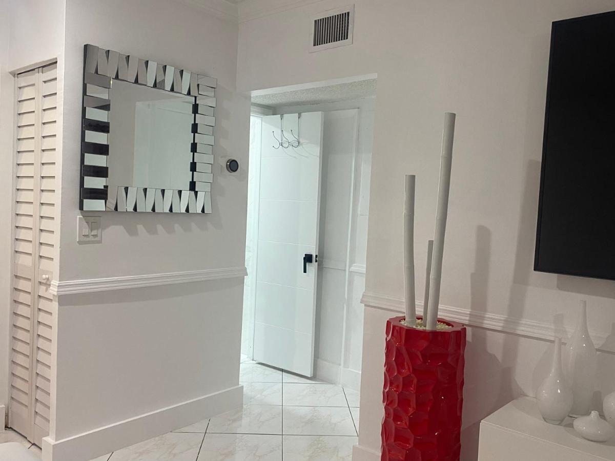 Beautiful House 7 Min From Miami Airport W Free Parking Apartment Exterior photo