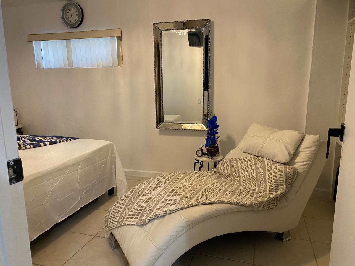 Beautiful House 7 Min From Miami Airport W Free Parking Apartment Exterior photo