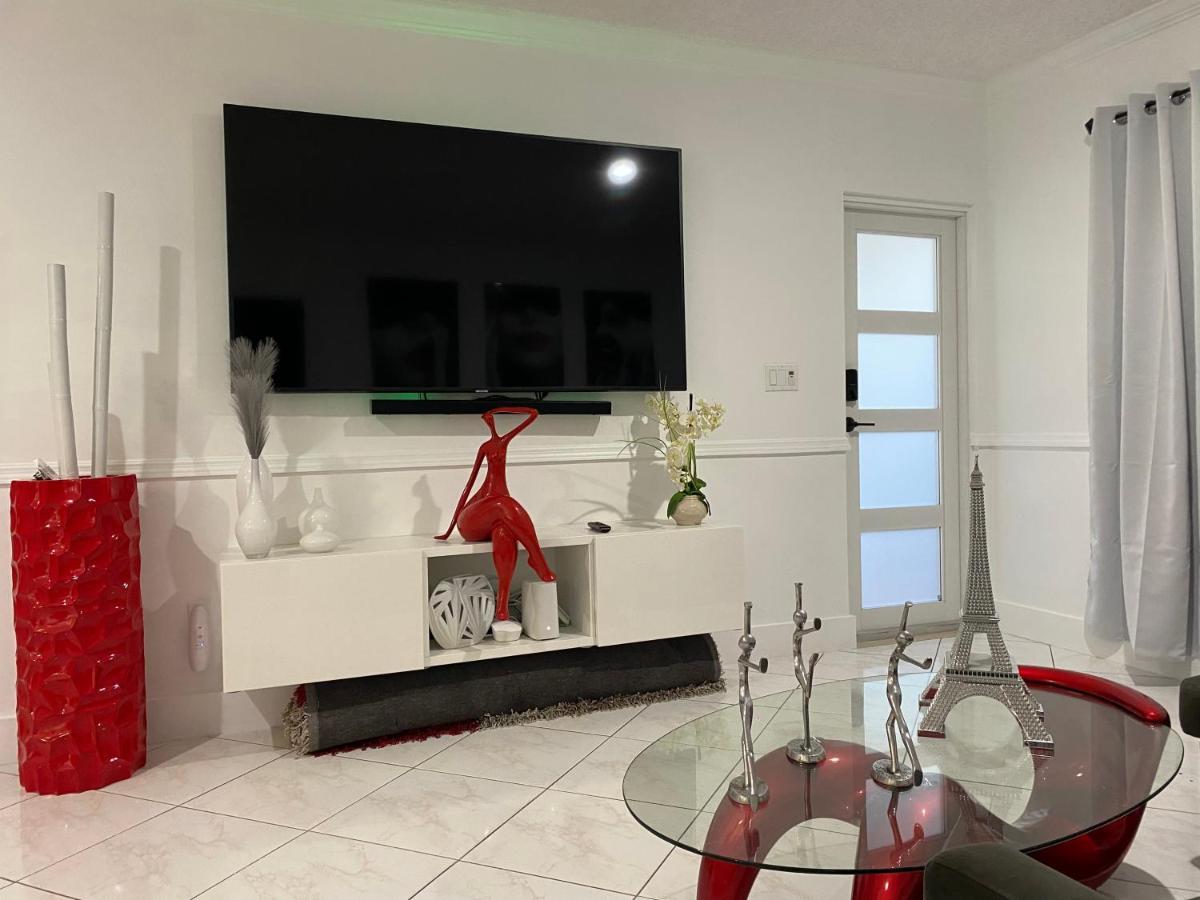 Beautiful House 7 Min From Miami Airport W Free Parking Apartment Exterior photo